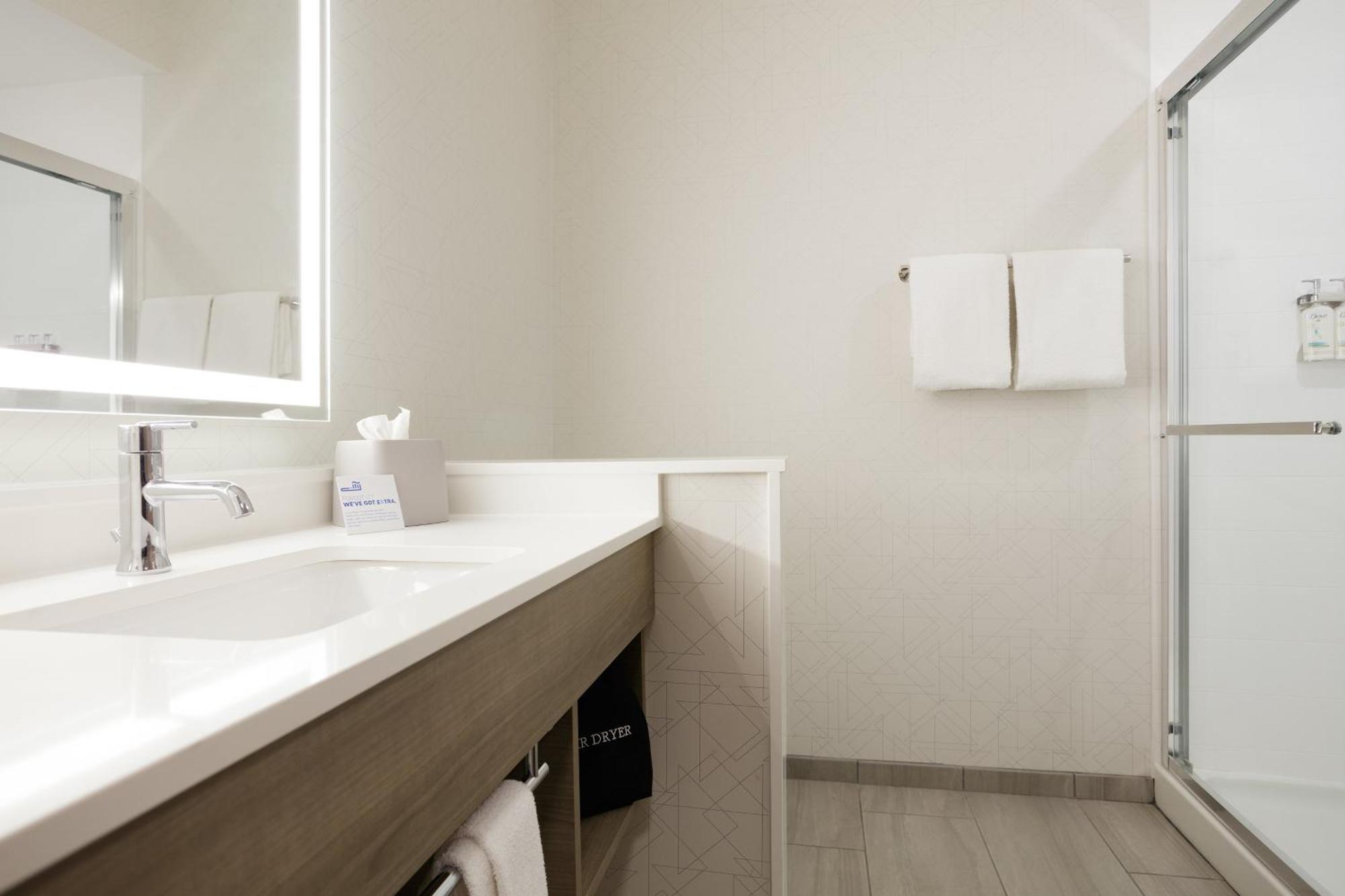 Holiday Inn Express & Suites Memphis East By Ihg Exteriér fotografie